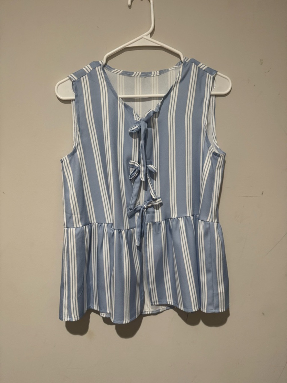 NWOT Sleeveless Blue & White Striped Tie-Front Peplum Top
